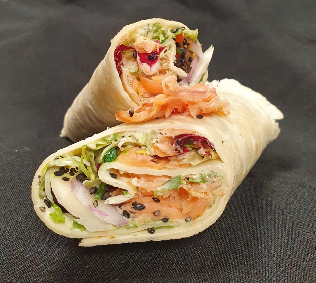 IMG-20211118-WA0186 Zalm wrap met Franse kruidenkaas